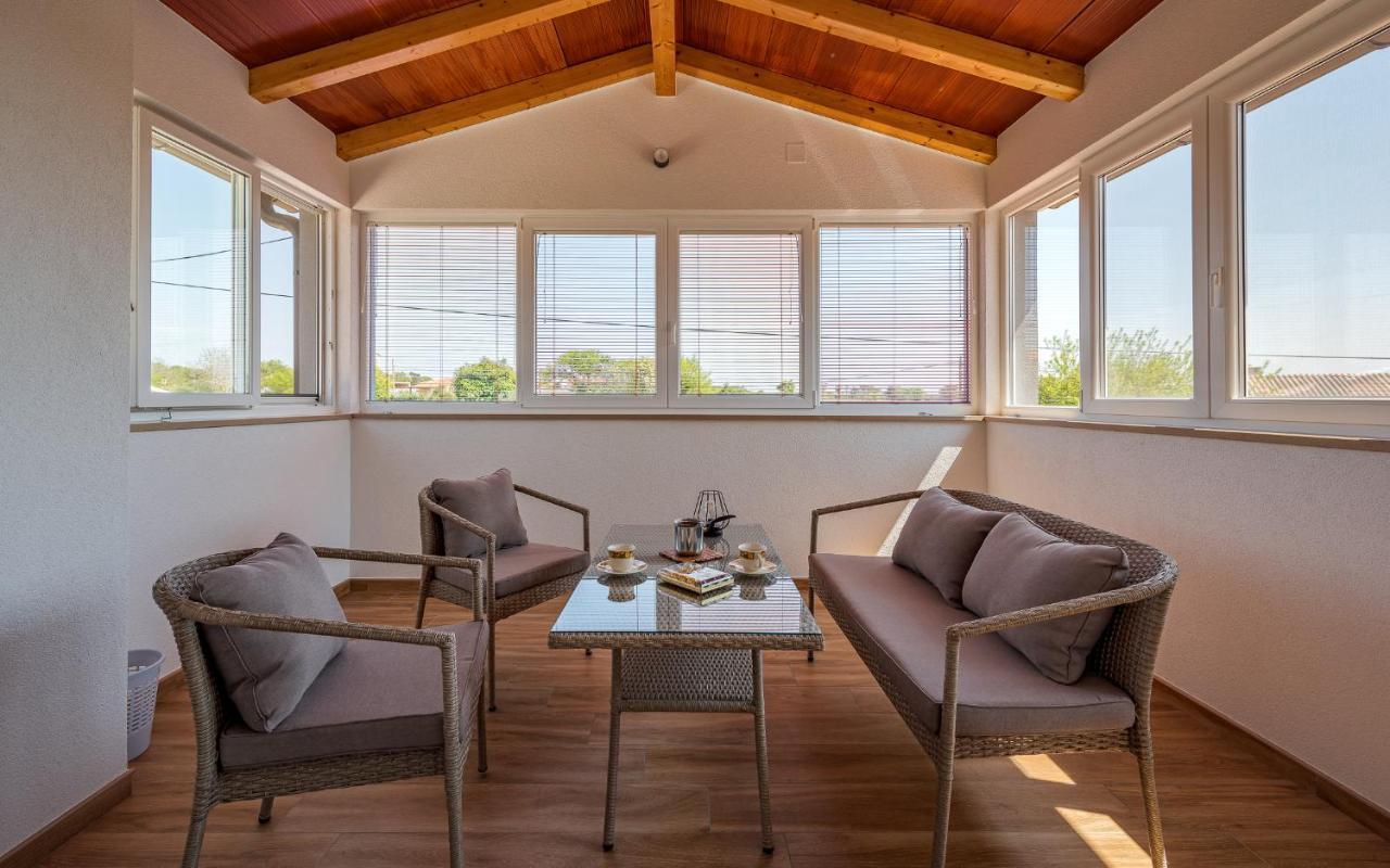 PUY Apartments Nelle מראה חיצוני תמונה