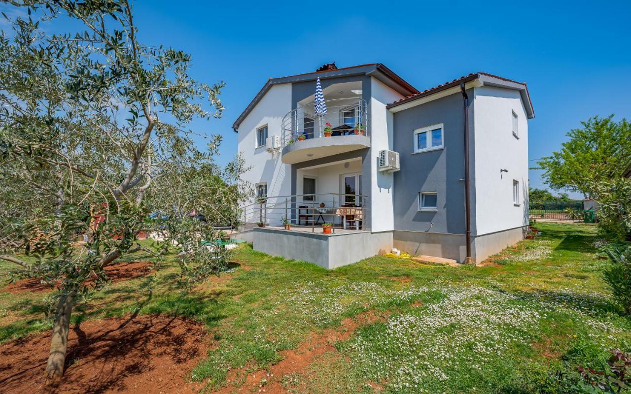 PUY Apartments Nelle מראה חיצוני תמונה