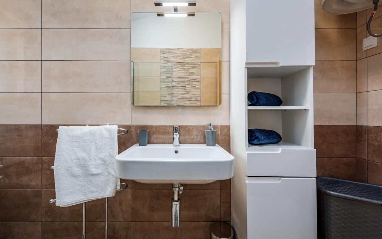PUY Apartments Nelle מראה חיצוני תמונה