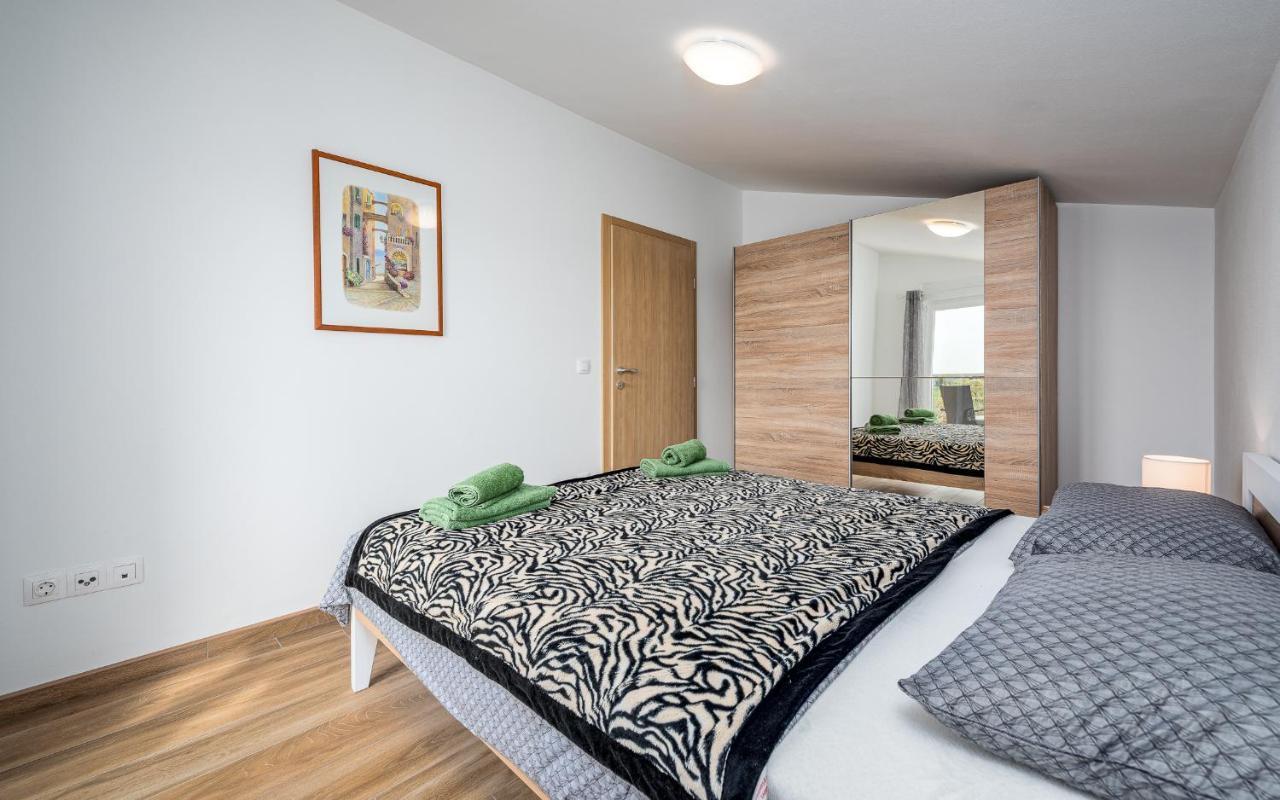 PUY Apartments Nelle מראה חיצוני תמונה