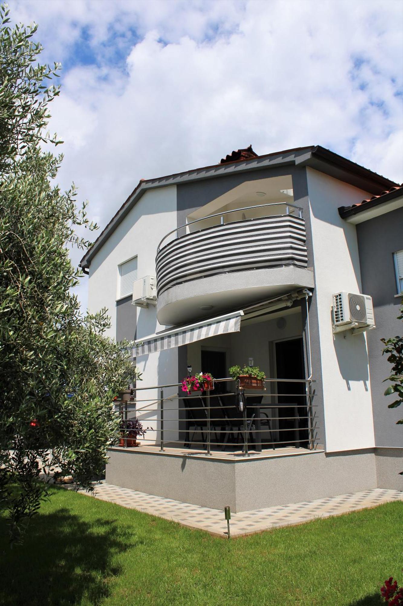 PUY Apartments Nelle מראה חיצוני תמונה